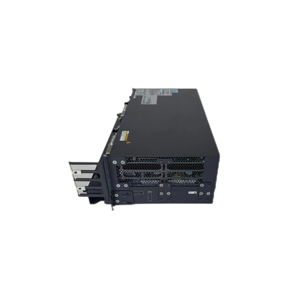 How many fiber optic cables does a switch need to run 